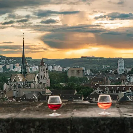 Bel Spacieux , Lumineux, Proche Centre Auditorium Lägenhet *
