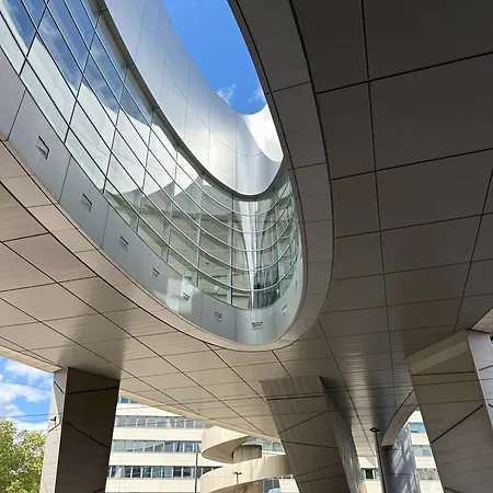 Bel Spacieux , Lumineux, Proche Centre Auditorium Апартаменты *