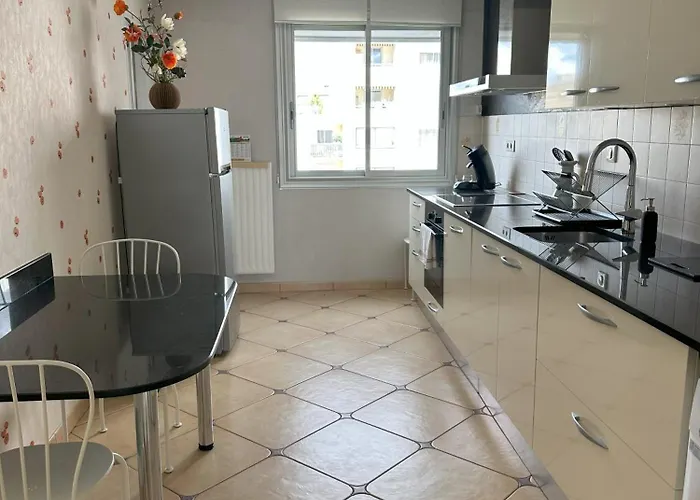 アパート Bel Spacieux , Lumineux, Proche Centre Auditorium *