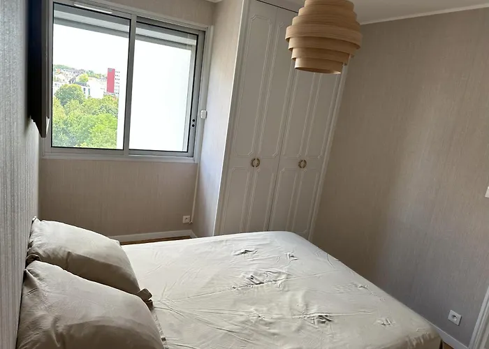 アパート Bel Spacieux , Lumineux, Proche Centre Auditorium