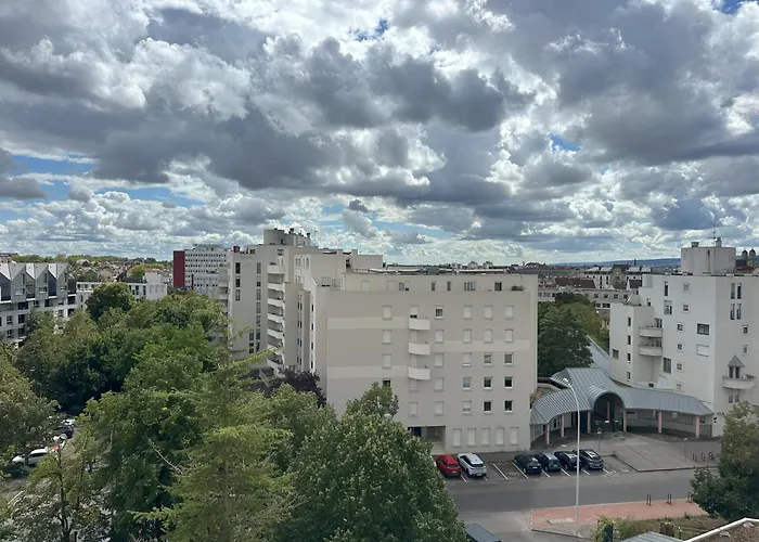 Bel Spacieux , Lumineux, Proche Centre Auditorium *