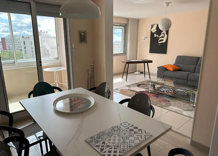 Bel Spacieux , Lumineux, Proche Centre Auditorium ディジョン